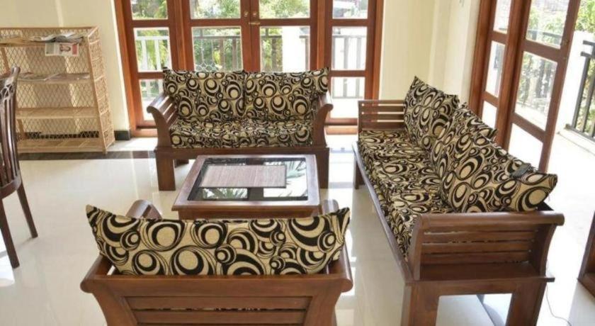 Araliya Blue Beach View Hotel Kudapaduwa Esterno foto